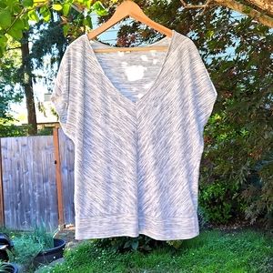 Flattering Express top sz L